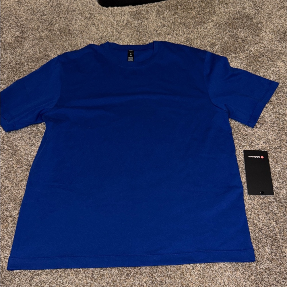 Lululemon T-Shirt - Picture 2 of 6